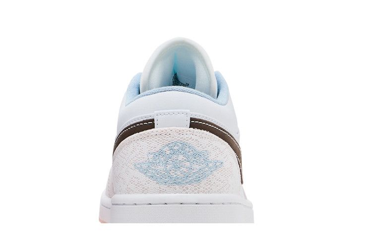 Wmns Air Jordan 1 Low 'coral Reef'