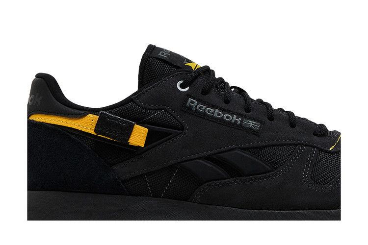 Buy Classic Leather 'Winterized - Black Yellow' - 100032804