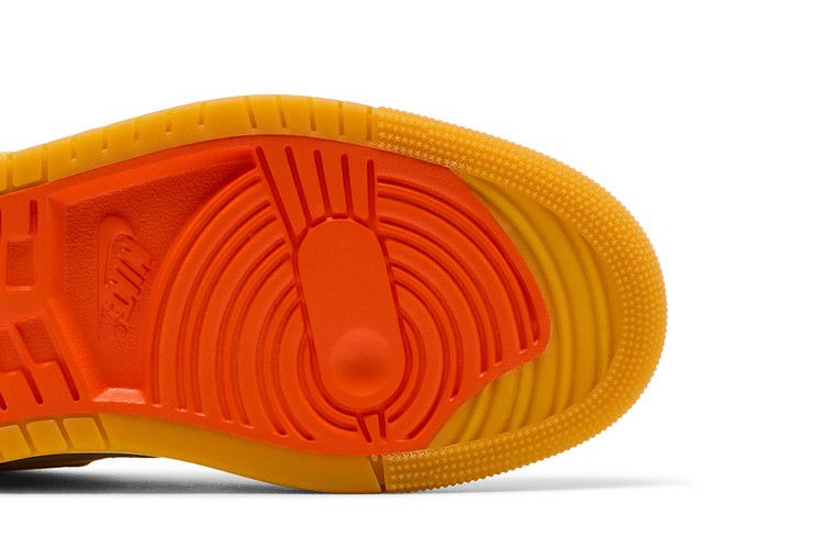 Wmns Air Jordan 1 High Zoom Comfort 2 'yellow Ochre'