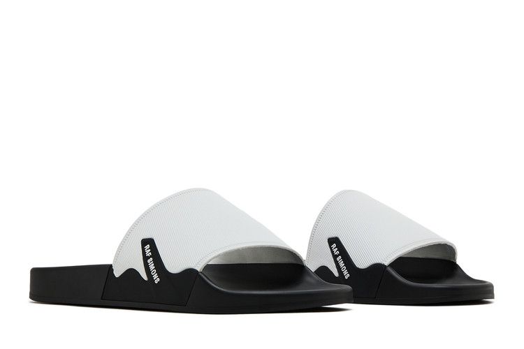 RAF SIMONS アストラロゴスリップオンスライド Raf Simons Astra Logo Slides | Black | FARFETCH