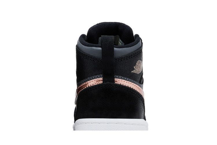 Air Jordan 1 RETRO High Bt Black Metallic Red Bronze