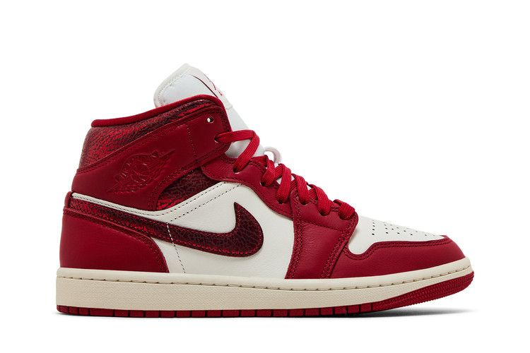 Jordan 1 Mid SE Red Cracked Leather (Women's) — foto 2