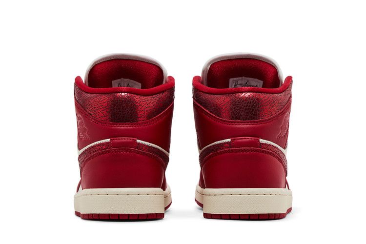 Jordan 1 Mid SE Red Cracked Leather (Women's) — foto 7