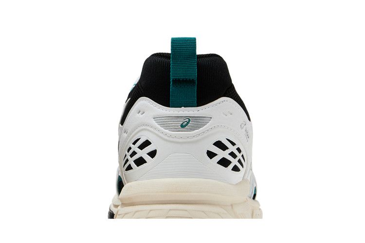 ASICS Gel Nunobiki White Black Pure Silver