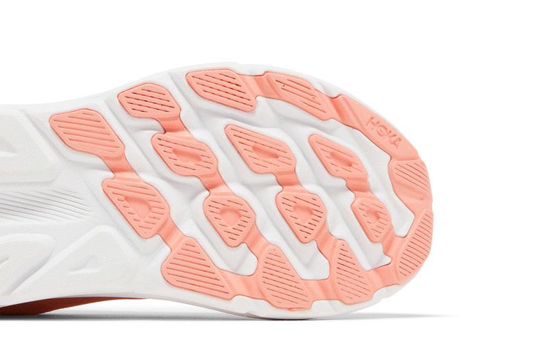 Hoka Wmns Clifton 9 'cantaloupe'