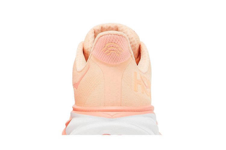 Hoka Wmns Clifton 9 'cantaloupe'