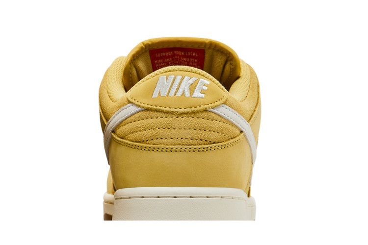 Dunk Low Pro SB Saturn Gold