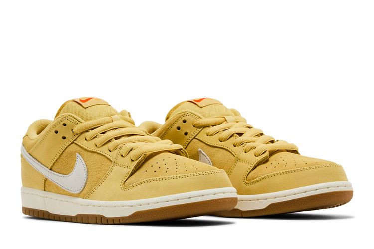 Dunk Low Pro SB Saturn Gold