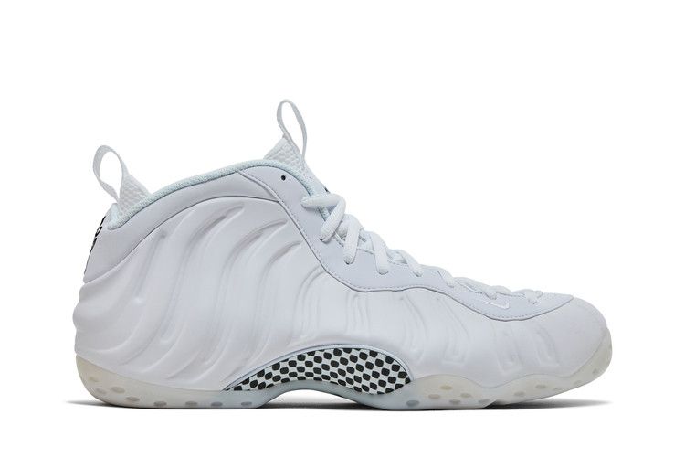 Nike Air Foamposite One Triple White — foto 2