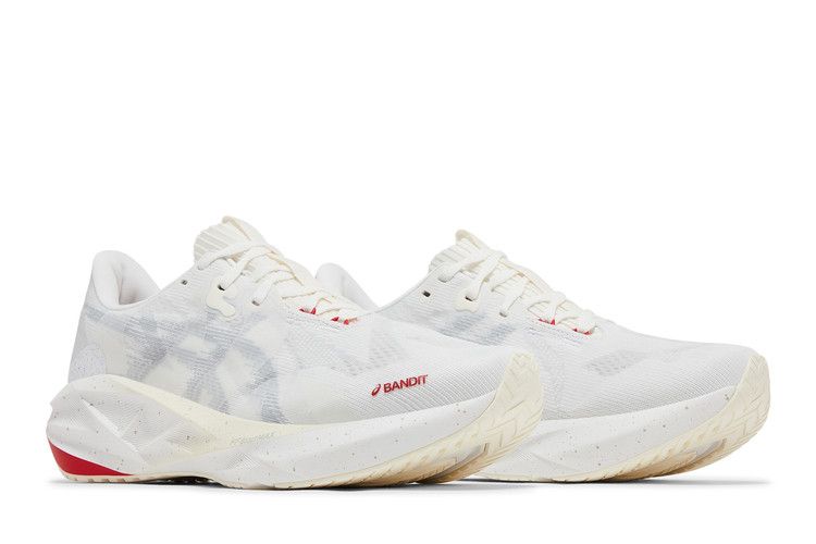Bandit x ASICS Novablast 5 Liftoff