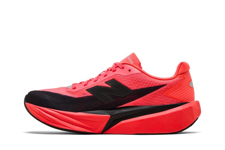 New Balance FuelCell Rebel v5 Urgent Red Black — foto 4
