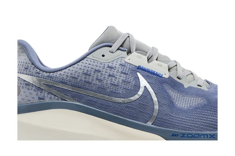 Nike Vomero 17 Ashen Slate Light Smoke Grey Photon Dust Metallic Silver — foto 3