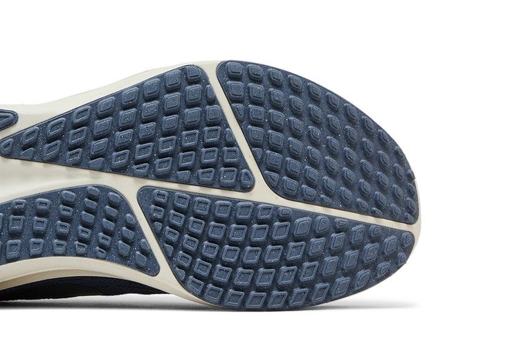 Nike Vomero 17 Ashen Slate Light Smoke Grey Photon Dust Metallic Silver — foto 6