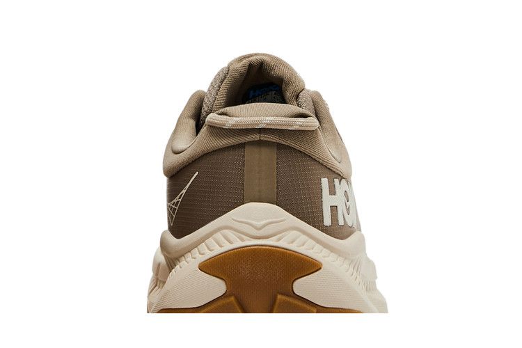 Hoka Transport 'dune Eggnog'