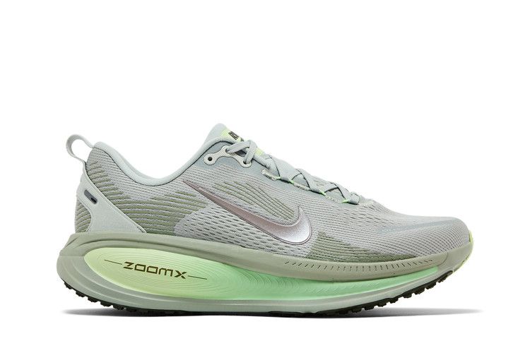 Nike Vomero 18 Light Silver Barely Volt Dusty Olive College Grey — foto 2