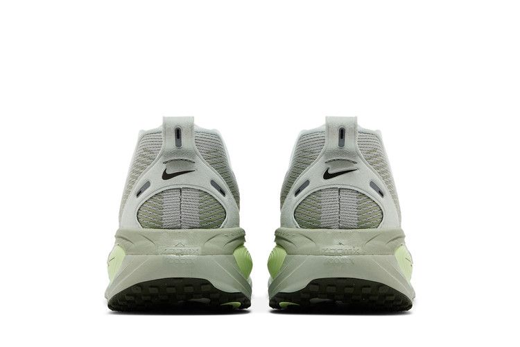 Nike Vomero 18 Light Silver Barely Volt Dusty Olive College Grey — foto 7