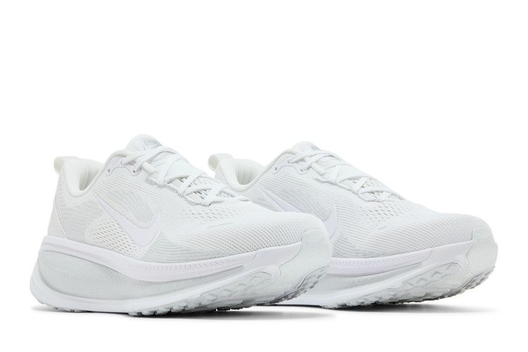 Buy Nike Vomero 18 'White Photon Dust' - HM6803 106 | GOAT