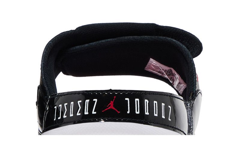 Air Jordan Hydro 11 RETRO Slide Bred