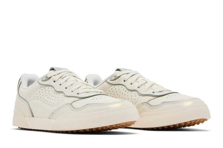 Wmns Retrocross 25 Spikeless Golf 'off White Gum'