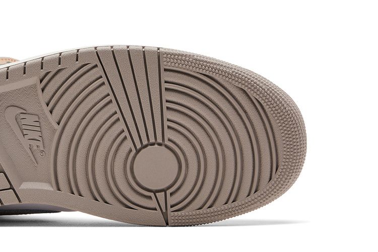 Air Jordan 1 Mid 'hemp White'