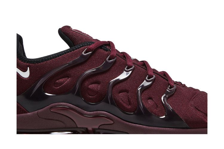 nike air max vapormax plus burgundy