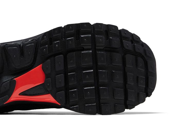 Nike Zoom Vomero 5 Black Metallic University Red — foto 6