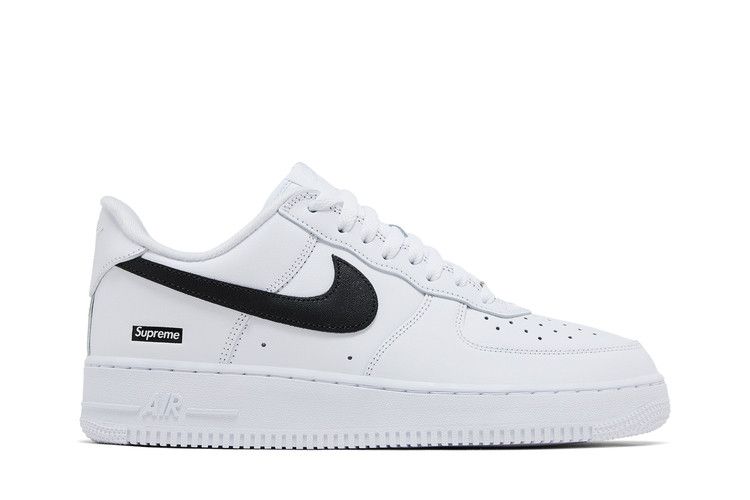 靴 Supreme Nike AF1 Low White/Black 24cm The Supreme x Nike Air Force 1 Low White Black Releases