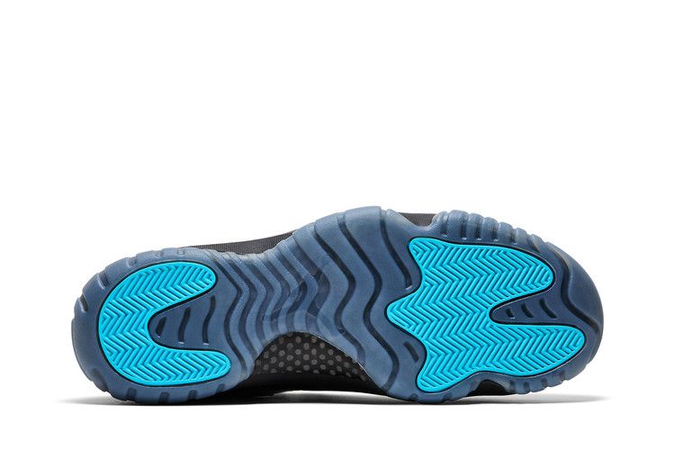Jordan 11 Retro Gamma Blue (2025) - Thumbnail 5