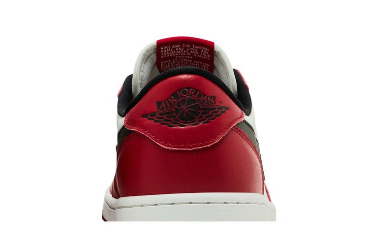 Air Jordan 1 RETRO Low OG 'chicago' 2025