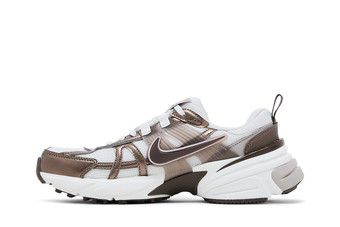 ✳︎梅子✳︎ Buy Nike Wmns V2K Run 'Mink Brown' - HV6416 200 | GOAT