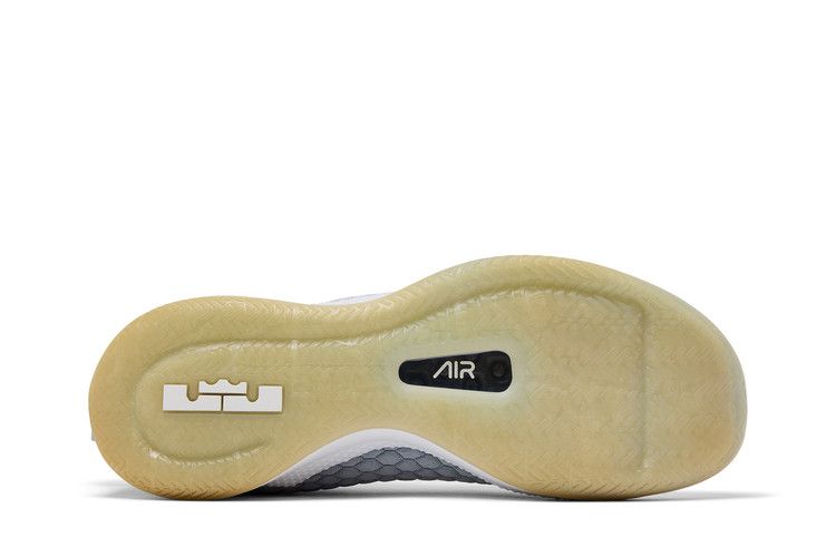 lebron witness 3 beige