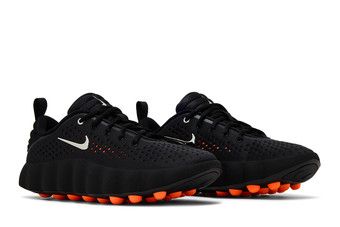 Buy Nike Wmns Mind 002 'Black Hyper Crimson' - HQ4310 001 | GOAT