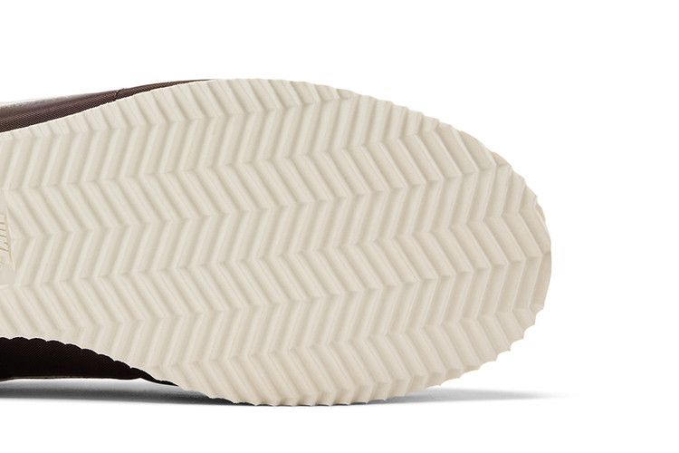 Nike Cortez Textile Baroque Brown Sail Light Orewood Brown — foto 6