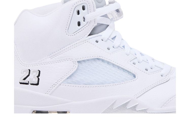 Jordan 5 Retro White Metallic (2026) - Thumbnail 3