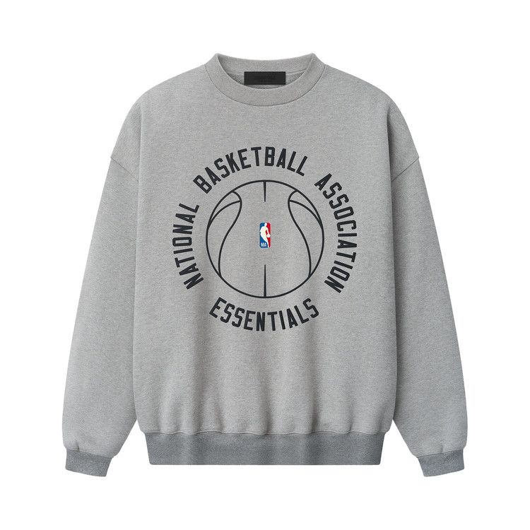Fear of God Essentials NBA x Barkley Hendricks 90s Crewneck Concrete Heather — foto 2