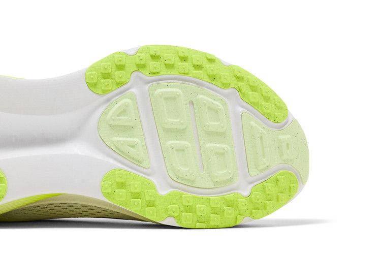 Nike Vomero 18 White Barely Volt Black — foto 6