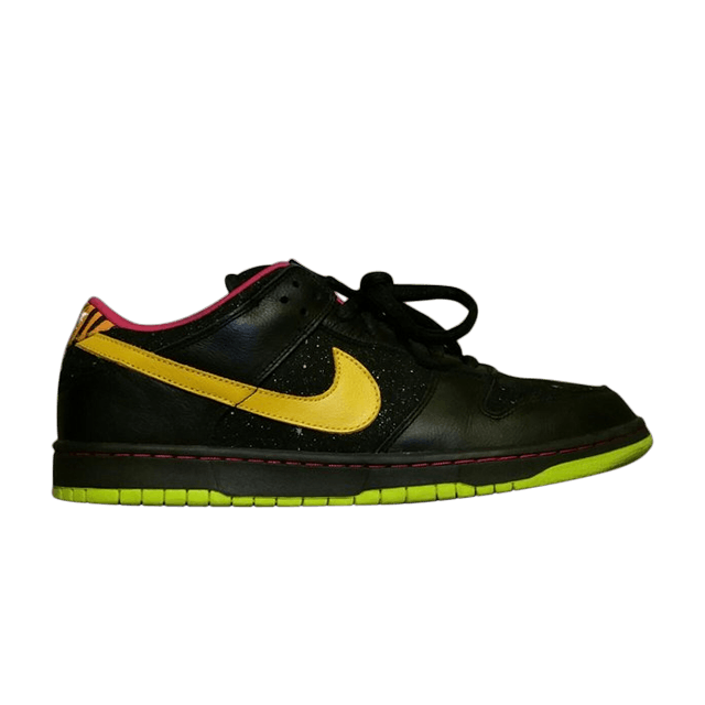 Dunk Low Premium SB 'Space Tiger'