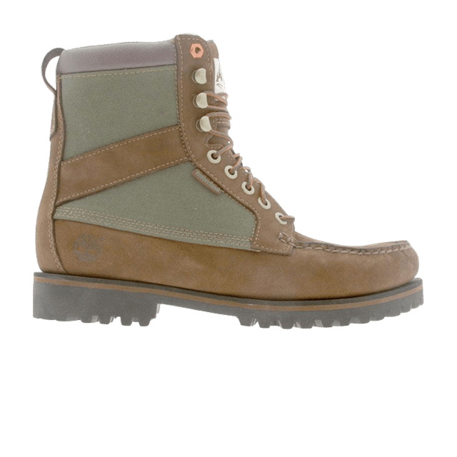 Newmarket 9 Eye Moc Toe Boot