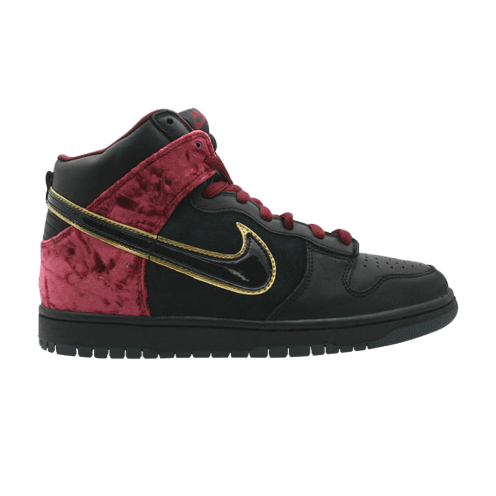 Dunk High Premium SB 'Bloody Sunday'