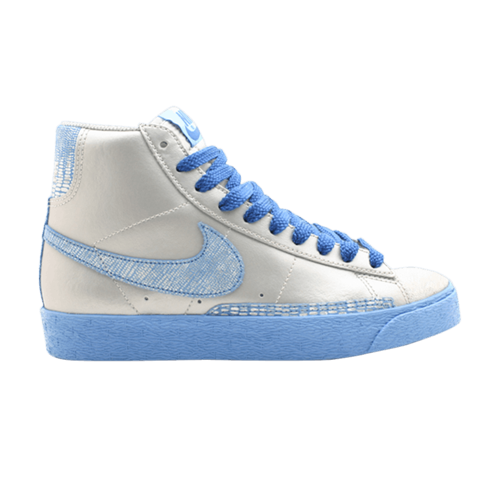 Wmns Blazer High