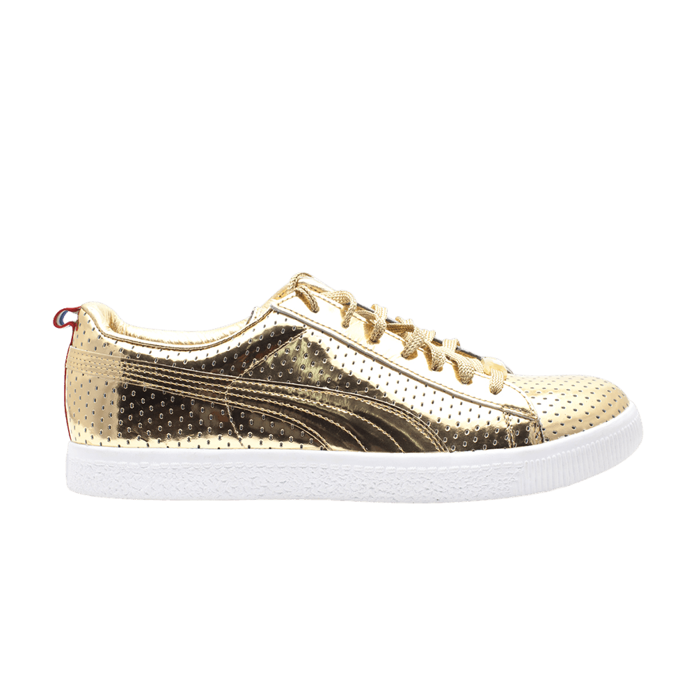 Pre-owned Puma Clyde 'undefeated Gametime' In Gold