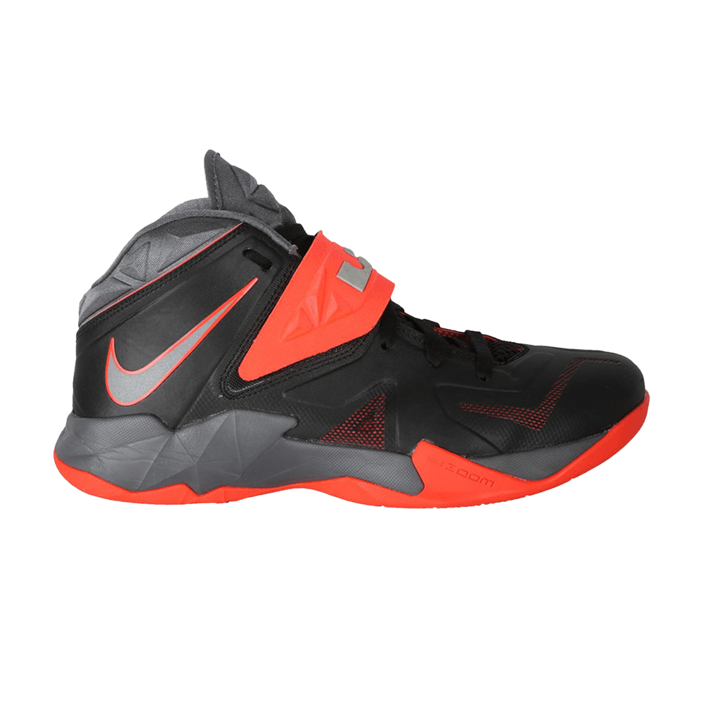 Zoom LeBron Soldier 7
