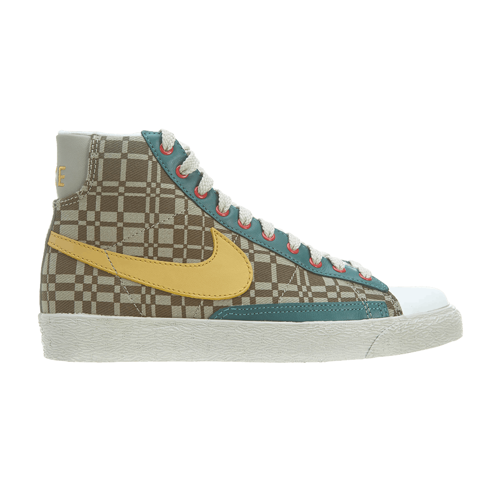 Wmns Blazer Mid