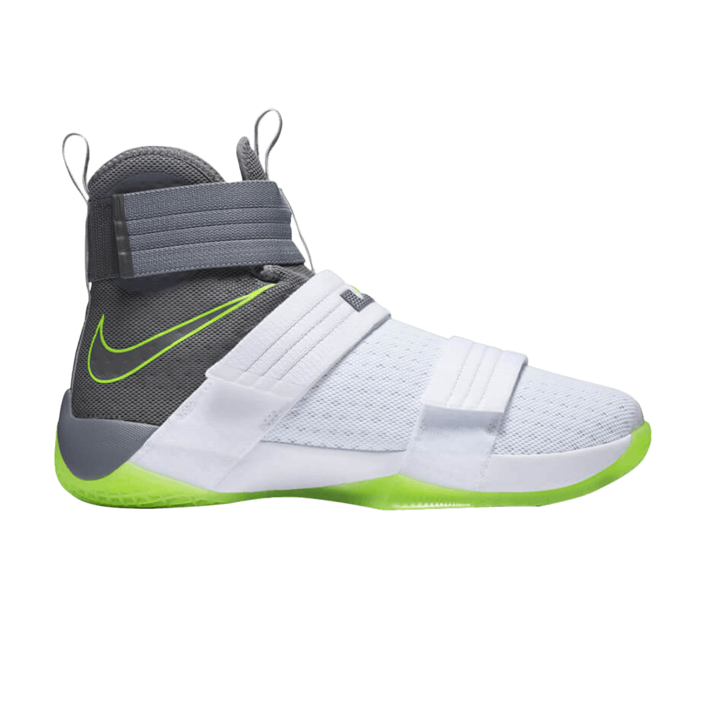 LeBron Soldier 10 'Dunkman'