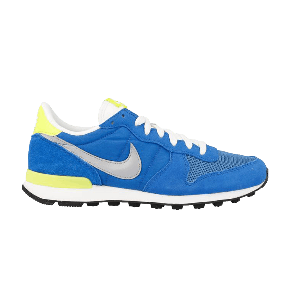 Internationalist 'Military Blue'