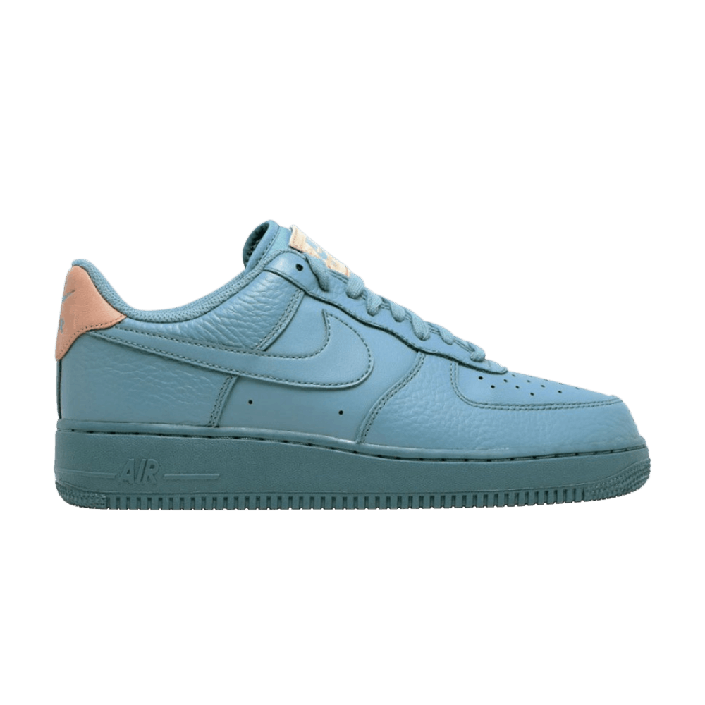 Air Force 1 Low '07 LV8 'Smokey Blue'