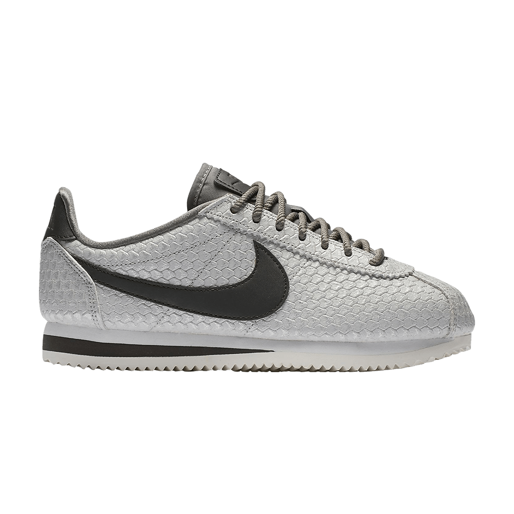 Wmns Classic Cortez SE 'Metallic Silver'