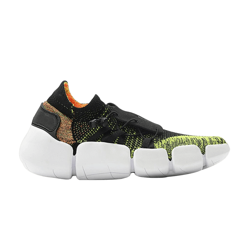 Footscape Flyknit DM