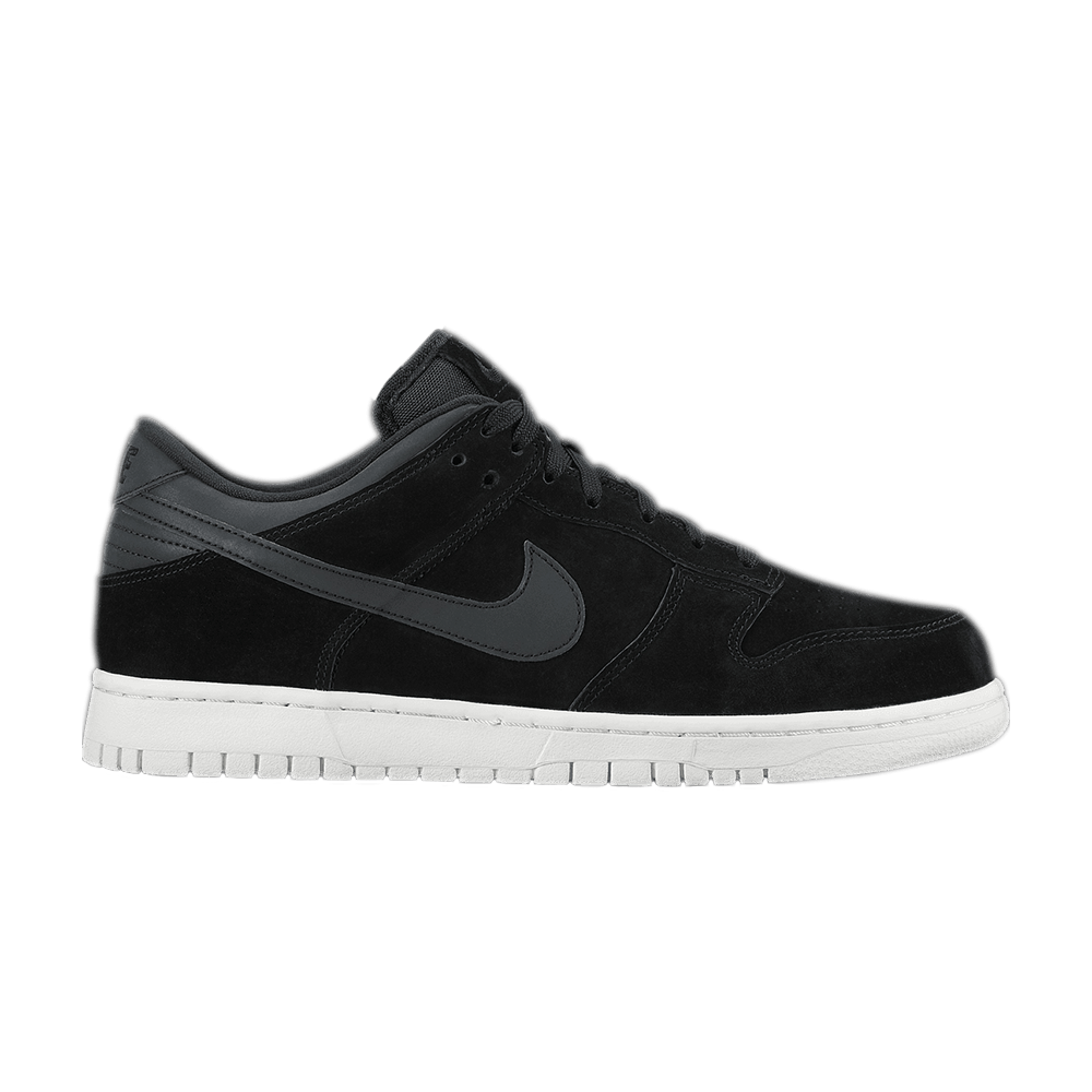 Dunk Low PRM Suede