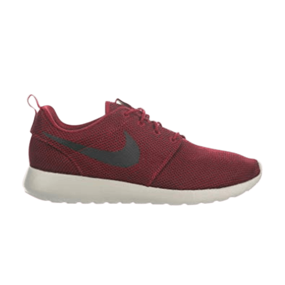 Roshe One 'Team Red'